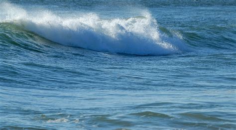 Surf Waves Free Stock Photo - Public Domain Pictures