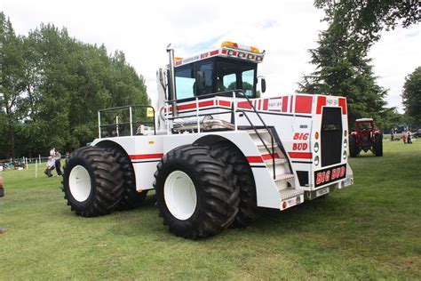 Image - Big Bud 650-50 at Newby 2010 - IMG 8973.jpg - Tractor & Construction Plant Wiki - The ...