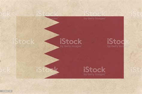 Qatar Flag On Old Paper Background Stock Illustration - Download Image Now - Damaged, Day ...