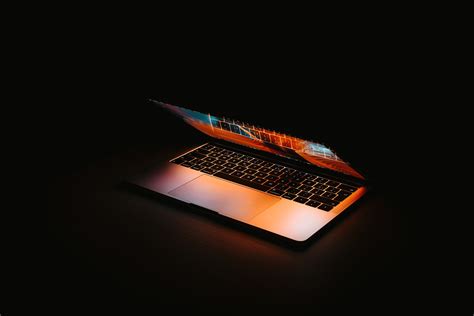 Get ready to witness a touchscreen MacBook Pro with an OLED display ...