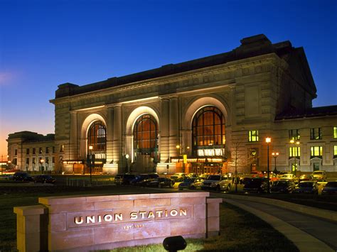 Union Station Kansas City ~ It opened in 1914, then spent the next four ...