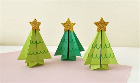 How to Make Origami Christmas Trees (Instructions + Video)