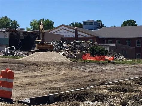 Lakeview Middle School demolished to pave way for new school - WFMJ.com News weather sports for ...