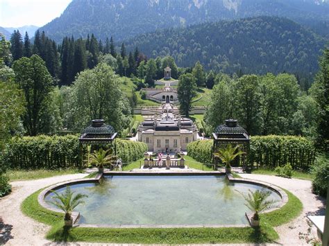 Castle Linderhof | wonderful Tourism