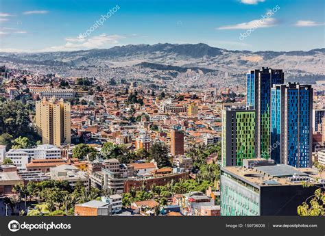 Paesaggio urbano di Bogotà Skyline Colombia - Foto Stock: Foto, Immagini © STYLEPICS 159706008 ...