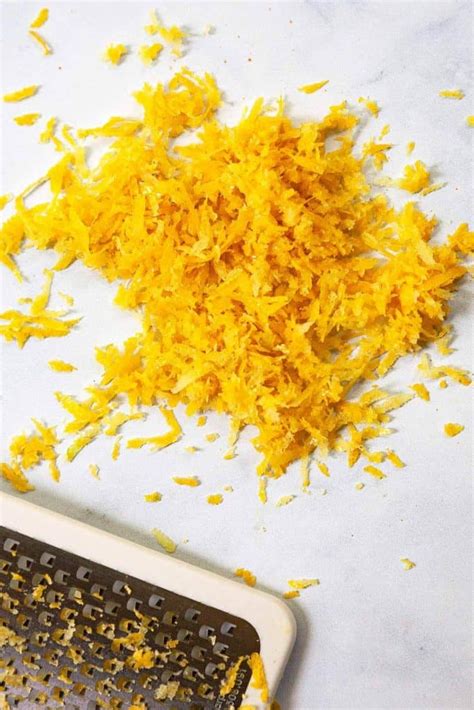 How to Make and Use Dried Lemon Peel | Foodtasia