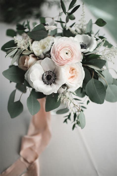 Bridesmaid Bouquet 1 | White bridal bouquet, Small wedding bouquets, Wedding bouquets