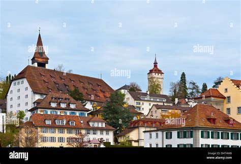 Schweizer mittelalterliche architektur -Fotos und -Bildmaterial in hoher Auflösung – Alamy