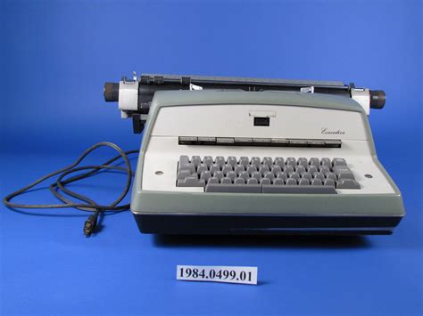 IBM Model D Executive Typewriter | Smithsonian Institution