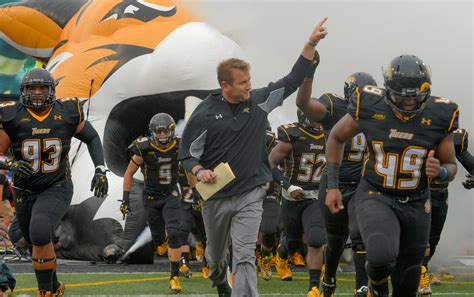 TU Football READY TO ROAR into home opener! | Towson University