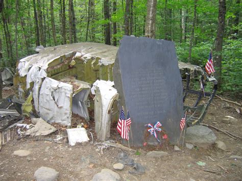 There’s a Crashed B-52 Bomber in Maine That You Can Visit | The Drive