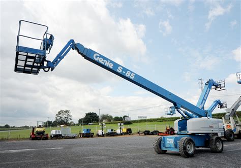 How Much Does It Cost To Rent A Genie Lift? - [Pricing Revealed]