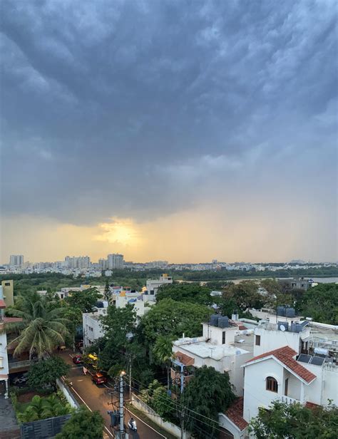 Bangalore in monsoon ..lovely evenings in rainy season #bangalore #rain : r/bangalore