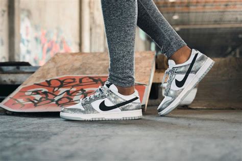 Sneakers Release – Nike Dunk Low “Shimmer” Metallic Silver/White Women’s Shoe Launching 12/9