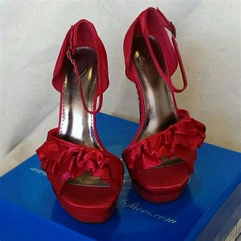 Hot! Red platform heels SOLD Yep, I said it, these are hot! Sexy open toe with a feminine ruffle ...