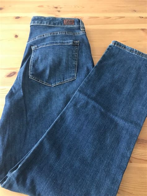 LEE Straight leg Instantly Slims Size 14 Jeans NWT Ladies | eBay