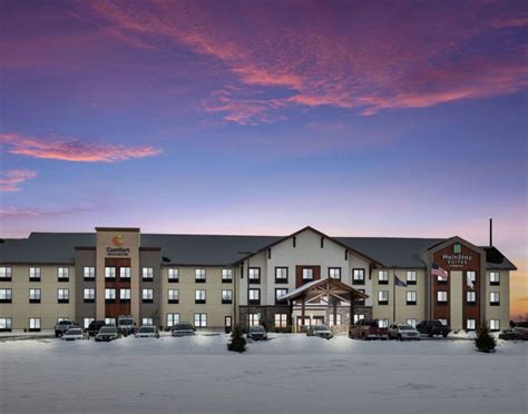 Comfort Inn & Suites Gaylord Michigan | Official Site