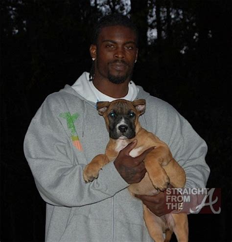 michael_vick_dog - Straight From The A [SFTA] – Atlanta Entertainment ...