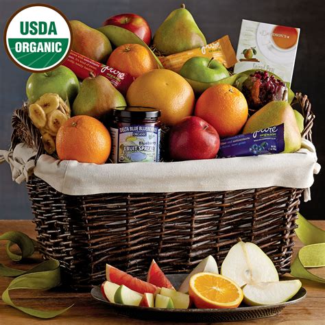 Deluxe Organic Fruit Gift Basket | Fruit gifts, Fruit basket gift ...