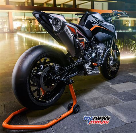 KTM 790 Duke Motorcycle Review | MCNews