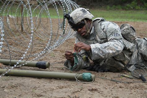 4-3 BSTB combat engineers enhance skill during days of demolition | Article | The United States Army