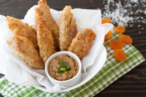 "Breaded" Chicken Strips with Apricot Dijon Dipping Sauce | Healthful Pursuit