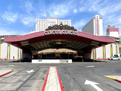 Vegas! Adventuredome Reopens, Circus Circus Tour & Social Distancing?