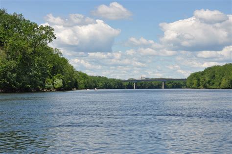 connecticut river - Personalized Yacht Charters