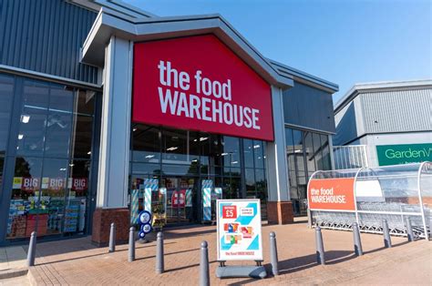 The Food Warehouse opens new store in Macclesfield