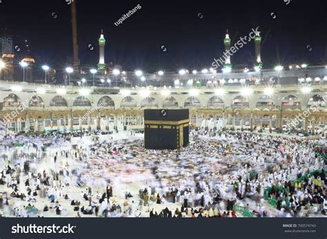 11 Holy Kabba Night Images, Stock Photos & Vectors | Shutterstock