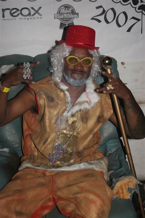 33 Ghetto Glam Christmas Pictures - Gallery | eBaum's World