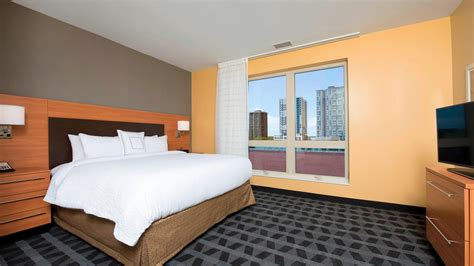 Rooms at TownePlace Suites By Marriott Champaign Urbana/Campustown | Marriott Bonvoy