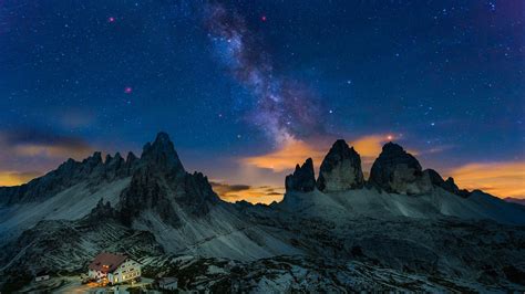 Milky Way over Tre Cime di Lavaredo, Dolomites, Alps, Italy | Windows Spotlight Images