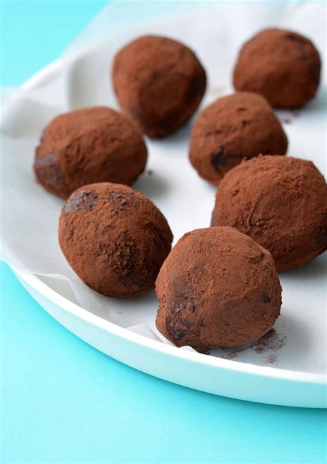 Dark Chocolate Ganache Truffles (3 Ingredients) - Sweetest Menu | Recipe | Truffle recipe ...