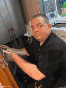 Plumbers Bum GIF - Plumbers Bum - Discover & Share GIFs