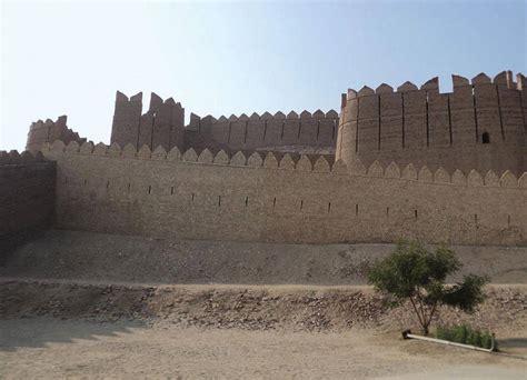 Kot Diji Fort - Fort Ahmadabad Pakistan - XciteFun.net