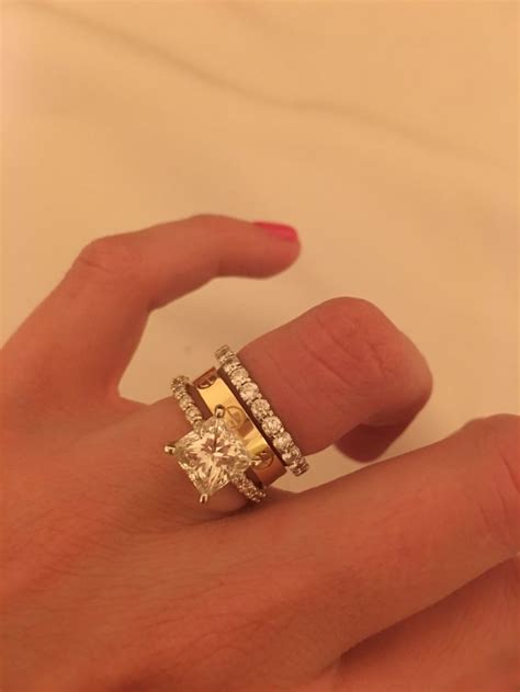 Resultado de imagem para cartier love ring engagement | Wedding rings solitaire, Cartier love ...