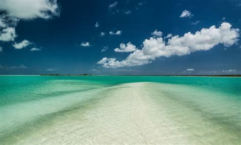 6 Best beaches in Kiribati - Ultimate guide (December 2024)