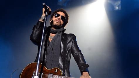 How Did Lenny Kravitz Pants's Split? All About The Star Singer's ...