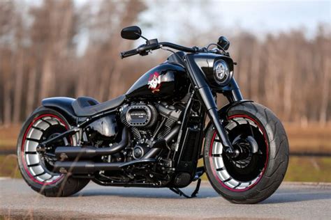 Harley-Davidson Softail Fat Boy customized by Thunderbike