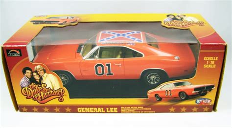 DUKES OF HAZZARD GENERAL LEE DIECAST CAR 1/18 SCALE Toys & Hobbies ...