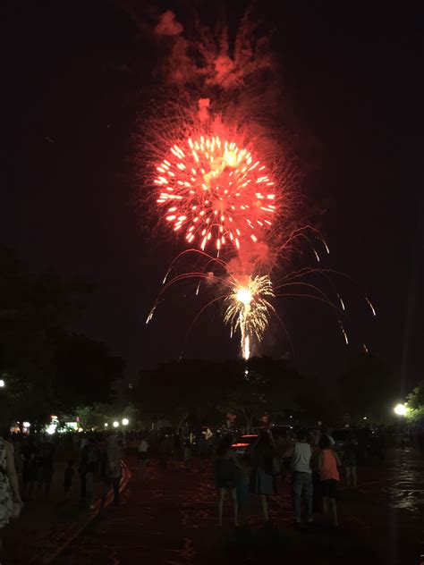 July 4th Fireworks: A View from Harbor Island Park - theloop