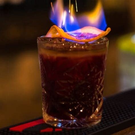 11 Unique Flaming Cocktails 🍸🔥