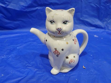 Vintage Hand Painted Porcelain Cat Whimsical Teapot | Store800