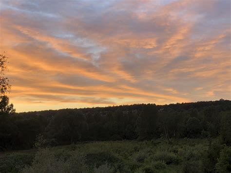 Danube river sunset @2583 km : r/sunset