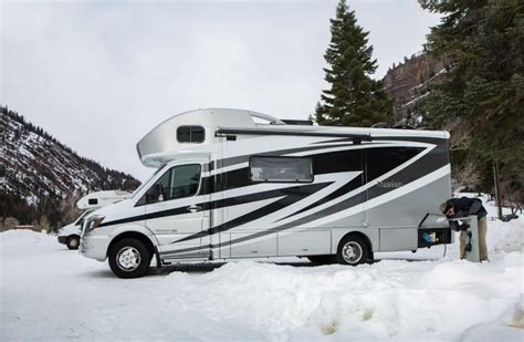 Are you dreaming of living in an RV full-time? You might want to ...