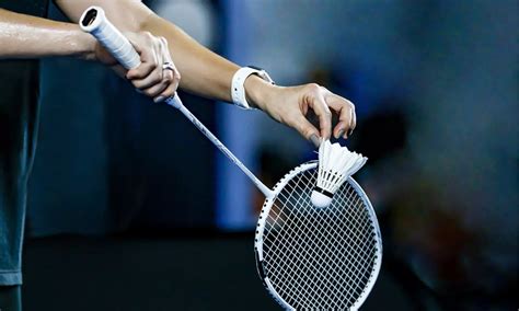 Best Tips and Techniques to Improve Your Badminton Serve