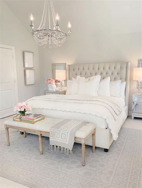 13 Neutral Beige Bedroom Decor Design - DHOMISH