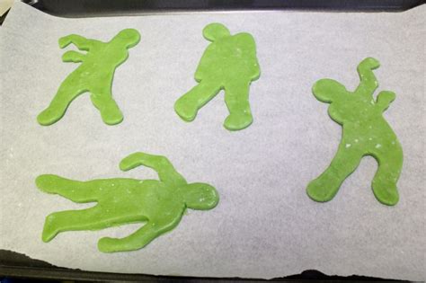 Easy Halloween Zombie Cookie Recipe!