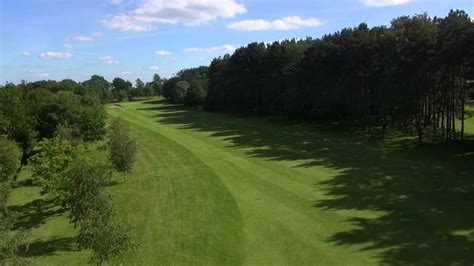 Kenilworth Golf Club Hole 17 - YouTube